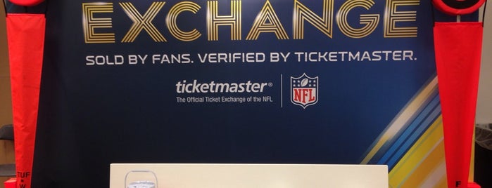 NFL Ticket Exchange at NFL Shop at Super Bowl at Macy's Herald Square is one of Super Bowl visits at NJ/NY.