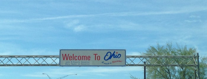 Michigan / Ohio State Line is one of state border crossings.