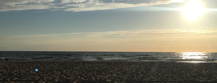 Beach Bar Sirenos is one of Palanga.