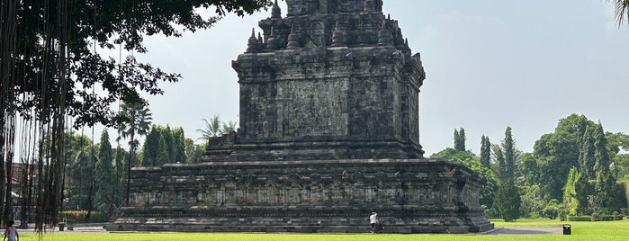 Candi Mendut (Mendut Temple) is one of Bella.