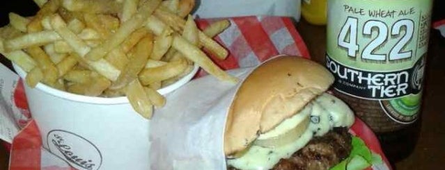 St. Louis Burger Shop is one of Posti che sono piaciuti a Fabio.