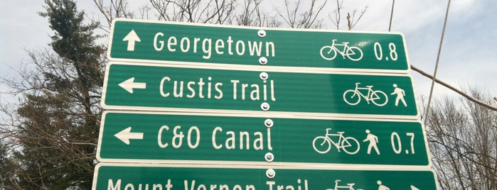 Mount Vernon Trail is one of Lugares guardados de Queen.