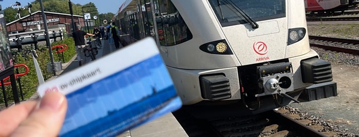 Arriva stoptrein Winterswijk - Arnhem Centraal is one of Regelmatig.