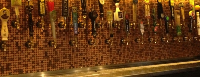 Flying Saucer Draught Emporium is one of Lugares favoritos de Bailie.