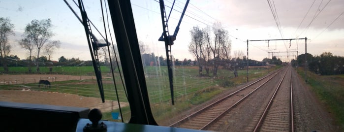 Trein Brugge > Lichtervelde > Kortrijk is one of Onderweg.