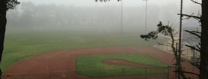 Gellert Park Clubhouse is one of Parks & Playgrounds (Peninsula & beyond).