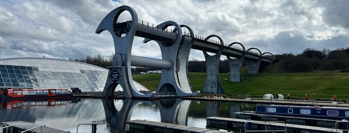 Falkirk Wheel is one of Lugares guardados de James.