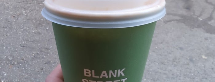 Blank Street Coffee is one of สถานที่ที่ David ถูกใจ.