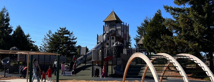 Magic Mountain Playground is one of SFBayArea_FamilyPlaces.