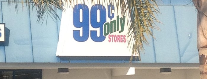 99 Cents Only Stores is one of Locais curtidos por Rachel.