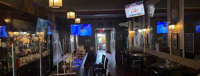 McCarthy's Irish Bar is one of SF Pubs.