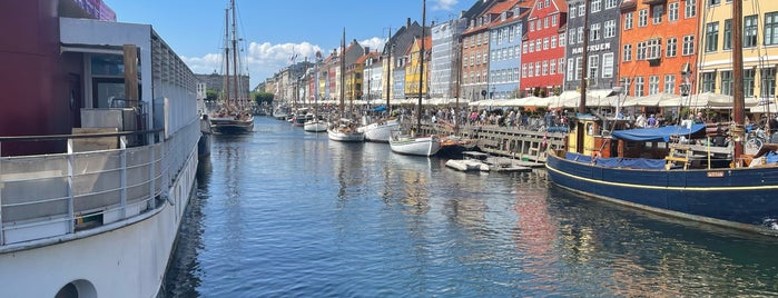 Nyhavn is one of Points.