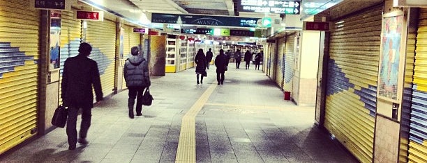 Dojima Underground Shopping Center is one of สถานที่ที่ ぎゅ↪︎ん 🐾🦁 ถูกใจ.