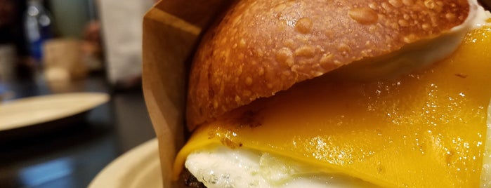 Eggslut is one of Lieux qui ont plu à Arnie.