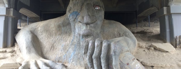 The Fremont Troll is one of Lieux qui ont plu à _.