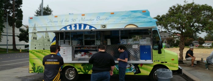 Ofelia's Taqueria is one of Lugares favoritos de Vicky.