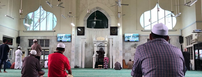 Masjid Telipot (مسجد تليڤوت) is one of MASJID.