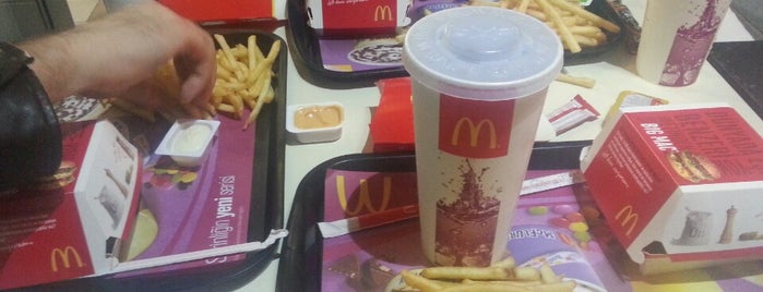 McDonald's is one of Lugares favoritos de Mehmet.