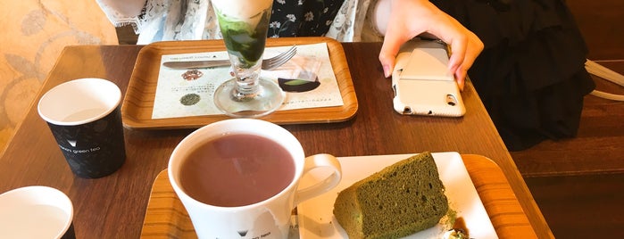 nana's green tea 自由が丘店 is one of Cafes & Sweets.
