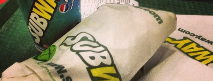 SUBWAY is one of Еда.