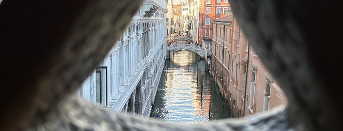Ponte dei Sospiri is one of Venice.