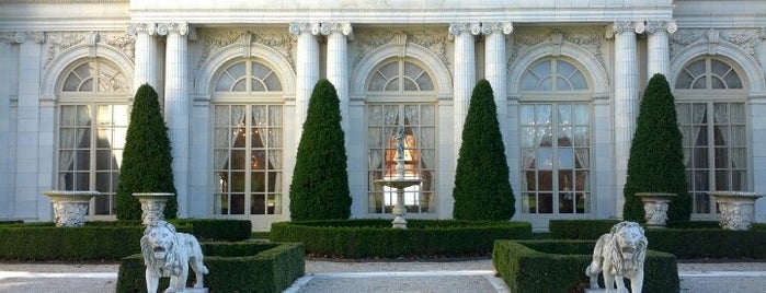 Rosecliff Mansion is one of American Castles, Plantations & Mansions.