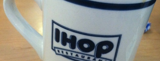 IHOP is one of สถานที่ที่ Louis J. ถูกใจ.