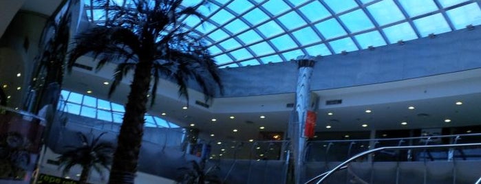 Roshana Mall is one of تسوق.