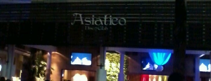 Asiático Disco Club is one of Favoritos.