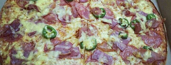 Capricciosas Pizza Gourmet is one of สถานที่ที่ Javier ถูกใจ.