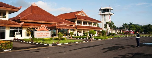 Radin Inten II Airport (TKG) is one of Airports in Sumatra & Java.