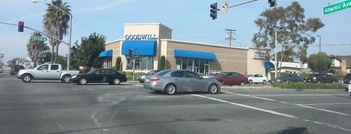 Goodwill is one of Tempat yang Disukai Michael.
