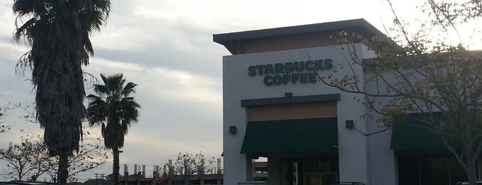 Starbucks is one of Tony : понравившиеся места.