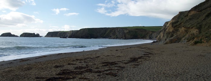 Garrarus Beach is one of Lugares favoritos de Frank.