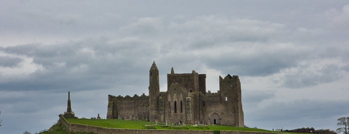 Rock of Cashel is one of Frankさんのお気に入りスポット.