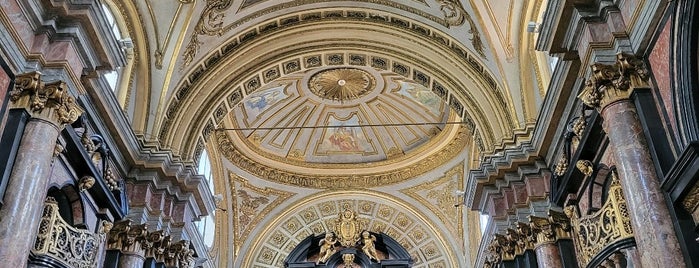 Basilica del Corpus Domini is one of Turin.