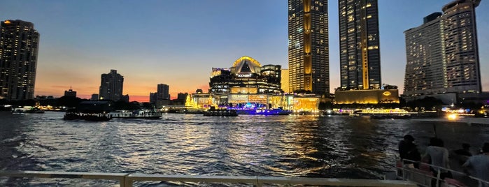 ท่าเรือวัดม่วงแค (Wat Muang Khae Pier) N2 is one of Chao Phraya Express Boat.