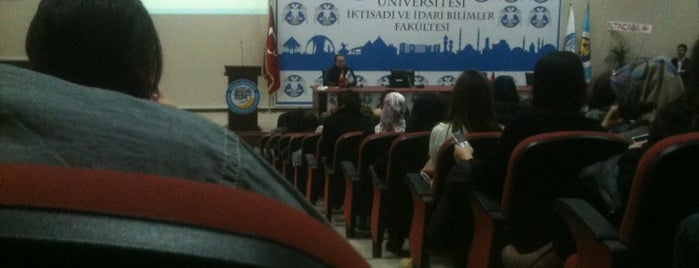 İktisadi ve İdari Bilimler Fakültesi Konferans Salonu is one of Posti che sono piaciuti a Haluk.