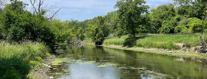 Salt Creek Trail is one of Brookfield Zoo.