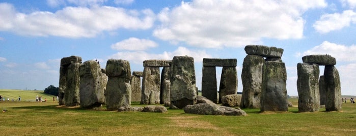 Stonehenge is one of Bucket List.