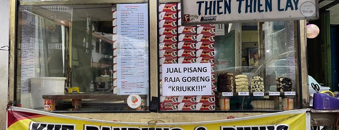 Kue Bandung & Pukis Thien Thien Lay is one of Jawa Tengah.