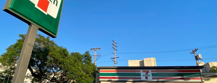 7-Eleven is one of Kate 님이 저장한 장소.