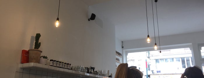 MOK Specialty Coffee Roastery & Bar is one of Third Wave Coffee Belgium.