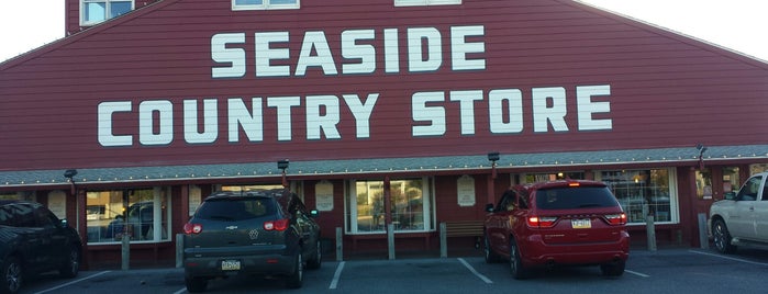 Seaside Country Store is one of Tempat yang Disukai Michael.