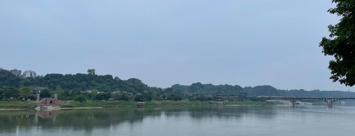 No. 1 Bridge over the Min River is one of leon师傅'ın Beğendiği Mekanlar.