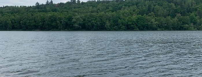 Vodní nádrž Ejpovice is one of Lake swimming.