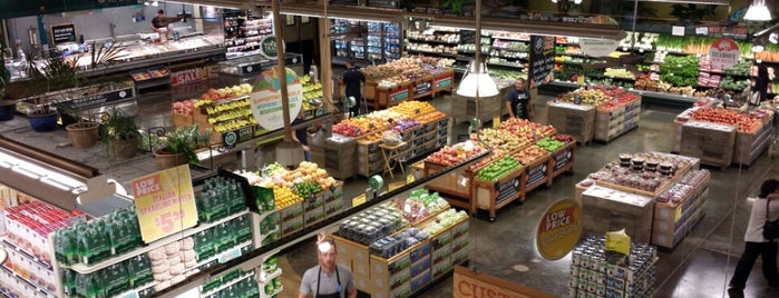 Whole Foods Market is one of Raw Food Restaurants in Albuquerque, NM.
