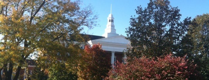 Wheaton College BGC is one of Lugares favoritos de Taylor.