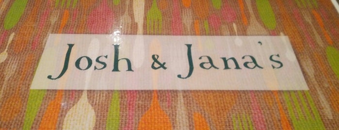 Josh & Jana's is one of สถานที่ที่ ꌅꁲꉣꂑꌚꁴꁲ꒒ ถูกใจ.