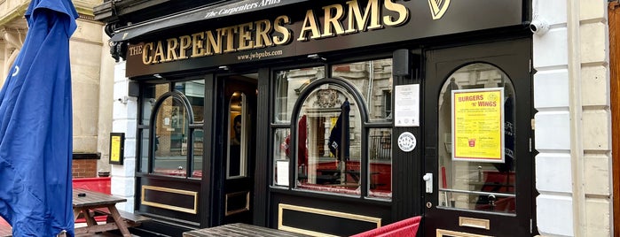 Carpenters Arms is one of Must-visit Pubs in Newport.